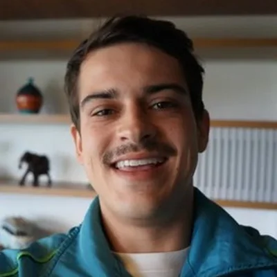 Enzo Salustiano